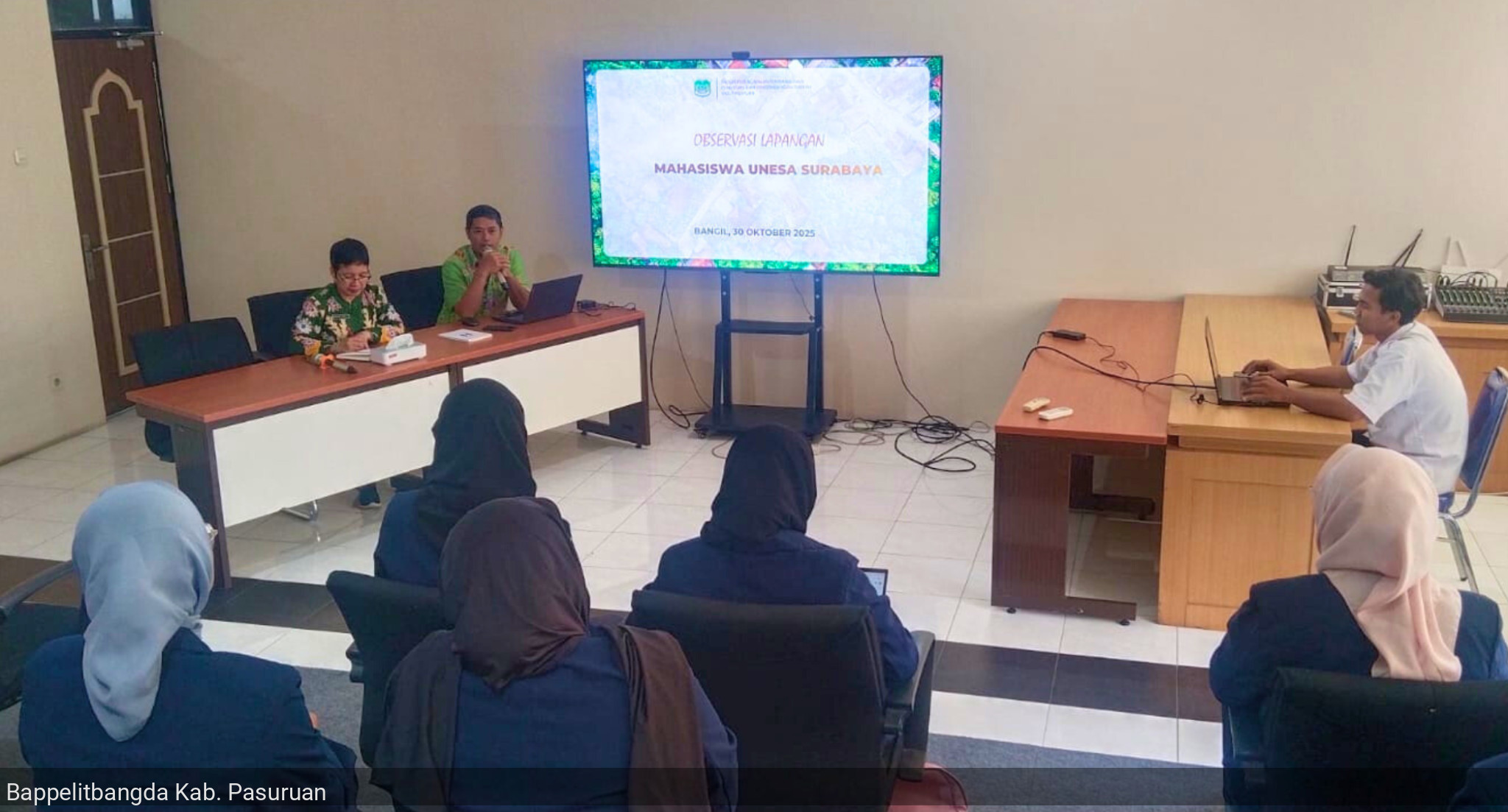 Observasi Lapangan Mahasiswa Universitas Negeri Surabaya (UNESA)